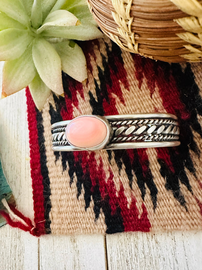 Navajo Queen Pink Conch Shell & Sterling Silver Cuff Bracelet Jewelry & Watches:Ethnic, Regional & Tribal:Bracelets & Charms Nizhoni Traders LLC   